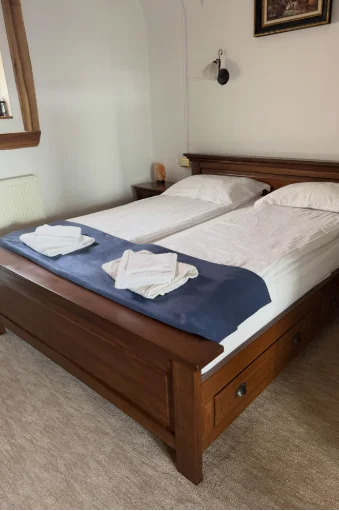 Cameră — confort și intimitate
